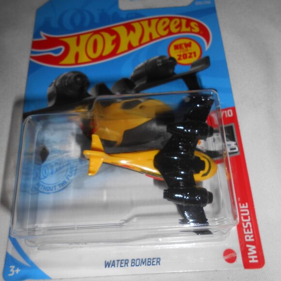 Hot Wheels Water Bomber - Avion Hydravion, Série Sky Show 4/5 - Modèle Réduit, Carte Courte - Mattel 2023